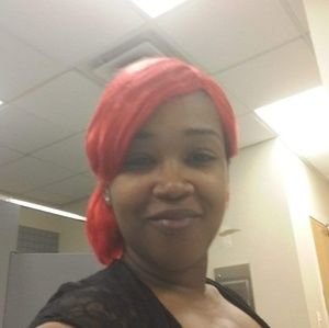 Meet your Posher, Domanik